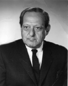 Irving Kahn
